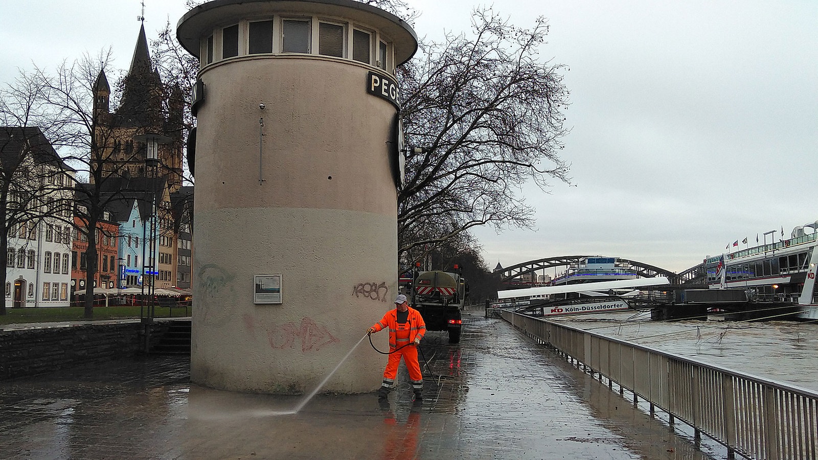 Hochwasser Am Rhein: Pegelstände Fallen Wieder - WDR 5 Westblick ...