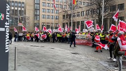 Streikkundgebung am Verkehrsministerium in Düsseldorf