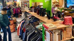 Oxfam Bonn nimmt ungeliebte Weihnachtgeschenke als Spenden