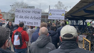 Vor der Betriebsversammlung Protest