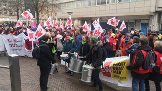Streikende Lehrer in Wuppertal