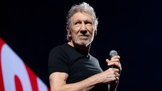 Der britische Sänger Roger Waters auf der Bühne