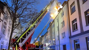 Feuerwehr im Großeinsatz in Duisburg