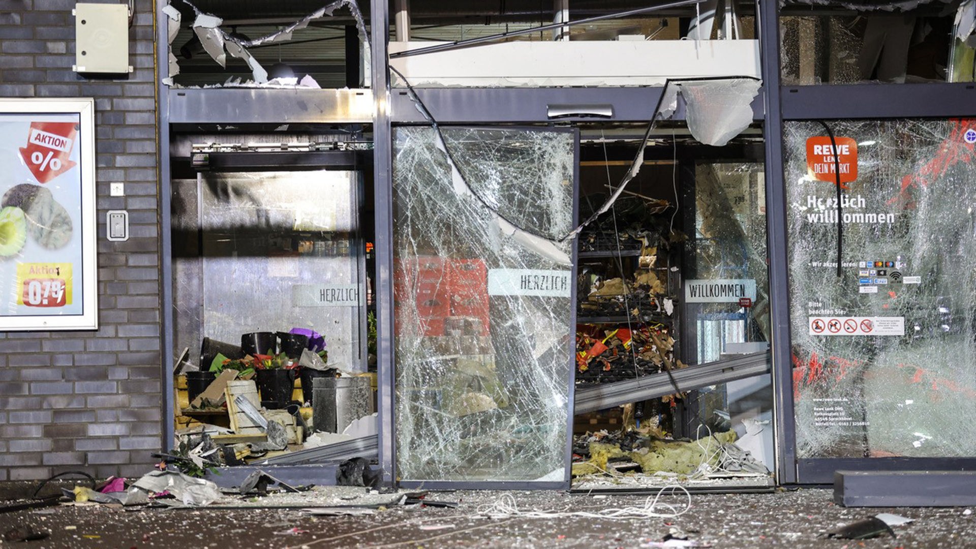 Sprockhövel: Geldautomat in Getränkemarkt gesprengt - Ruhrgebiet