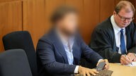 Der Angeklagte, ein junger Teppichhändler aus der Schweiz, wurde vor Gericht freigesprochen
