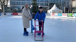 Fatma Karakullukcu und ihr 10-jähriger Sohn Ömer 