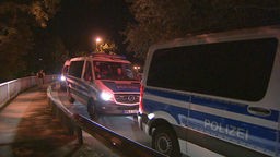 UEFA-Championsleague startet in  Dortmund. Polizei ist auch am Start und rechnet mit allem.