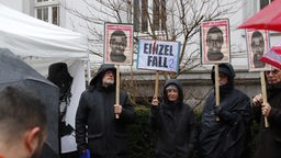  Kundgebung des Solidaritätskreis „Justice4Mouhamed“ vor dem Landgericht Dortmund
