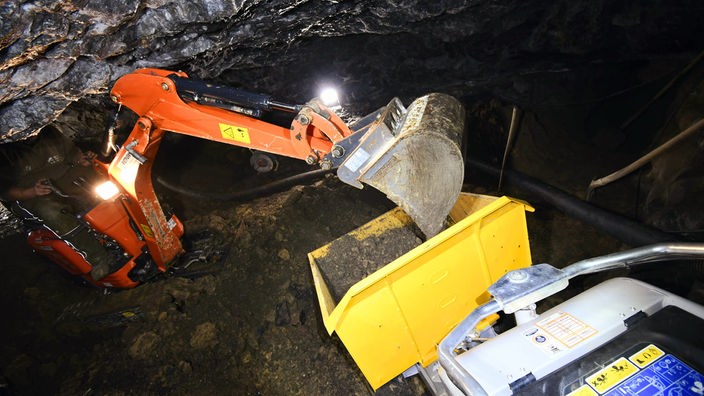 Arbeiten zur Renaturierung von Russenbunker und Russenhöhle in Ennepetal