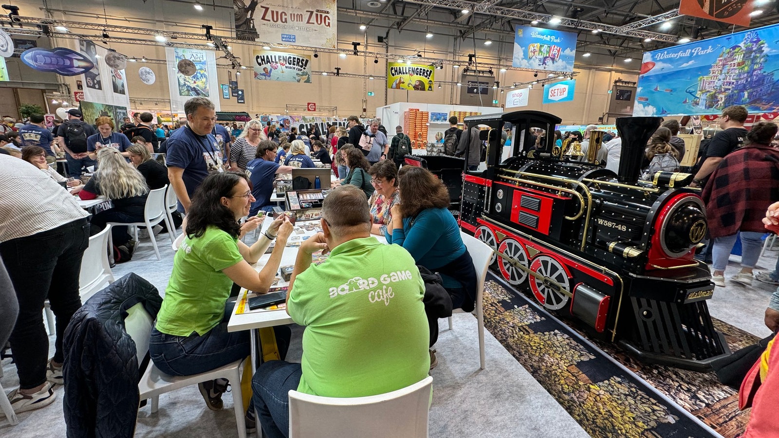 Großer Andrang beim Start der JubiläumsSpielemesse in Essen