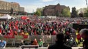 Tausende Stahlarbeiter protestieren in Duisburg