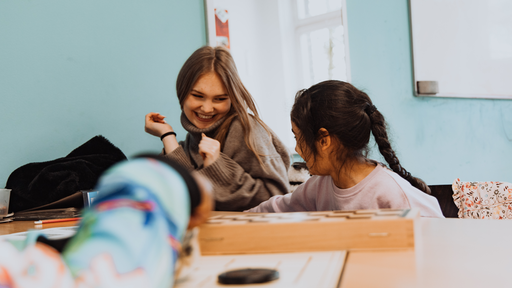 Fabi tauscht Bildung gegen Wohnen