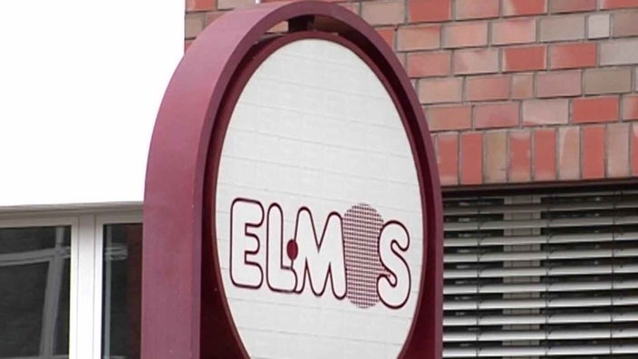 Ein Schild des Chip-Herstellers Elmos in Dortmund