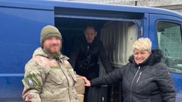 Wittener Ukraine-Hilfe übergibt Fahrzeug mit Spenden an Militär in Cherson