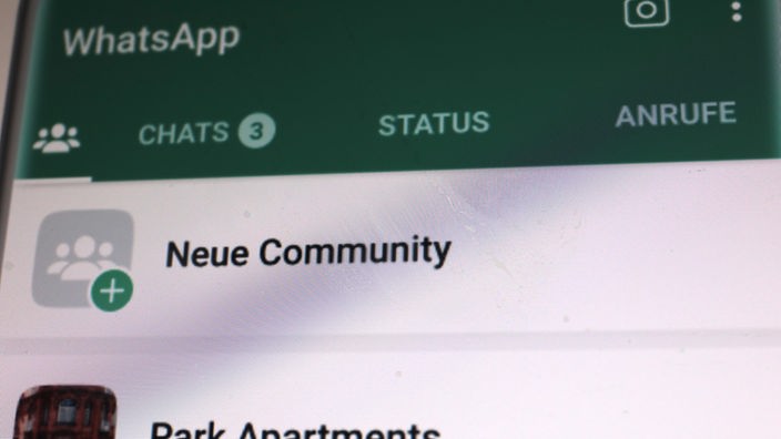 Bild von dem Whatsapp-Menü mit der Funktion "Neue Community"
