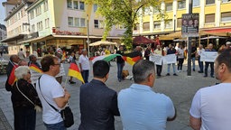 Demonstration in Solingen: Kurdische Schriftsteller und Journalisten Syrien