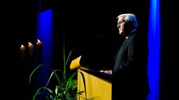 Bundespräsident Steinmeier hält eine Rede in Solingen zu Gedenken der Opfer der Messeattecke