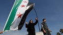 Syrer feiern auf dem Umayyad Square in Aleppo.