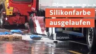 Sattelzug Unfall auf A1 bei Dortmund, Silikonfarbe ausgelaufen