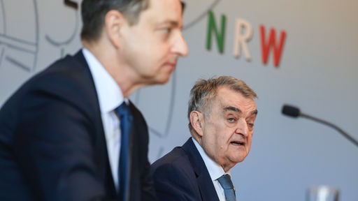 NRW-Innenminister Reul und NRW-Verfassungsschutzpräsident Kayser