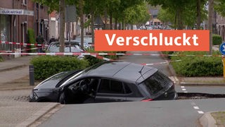Verschlucktes Auto in Venlo