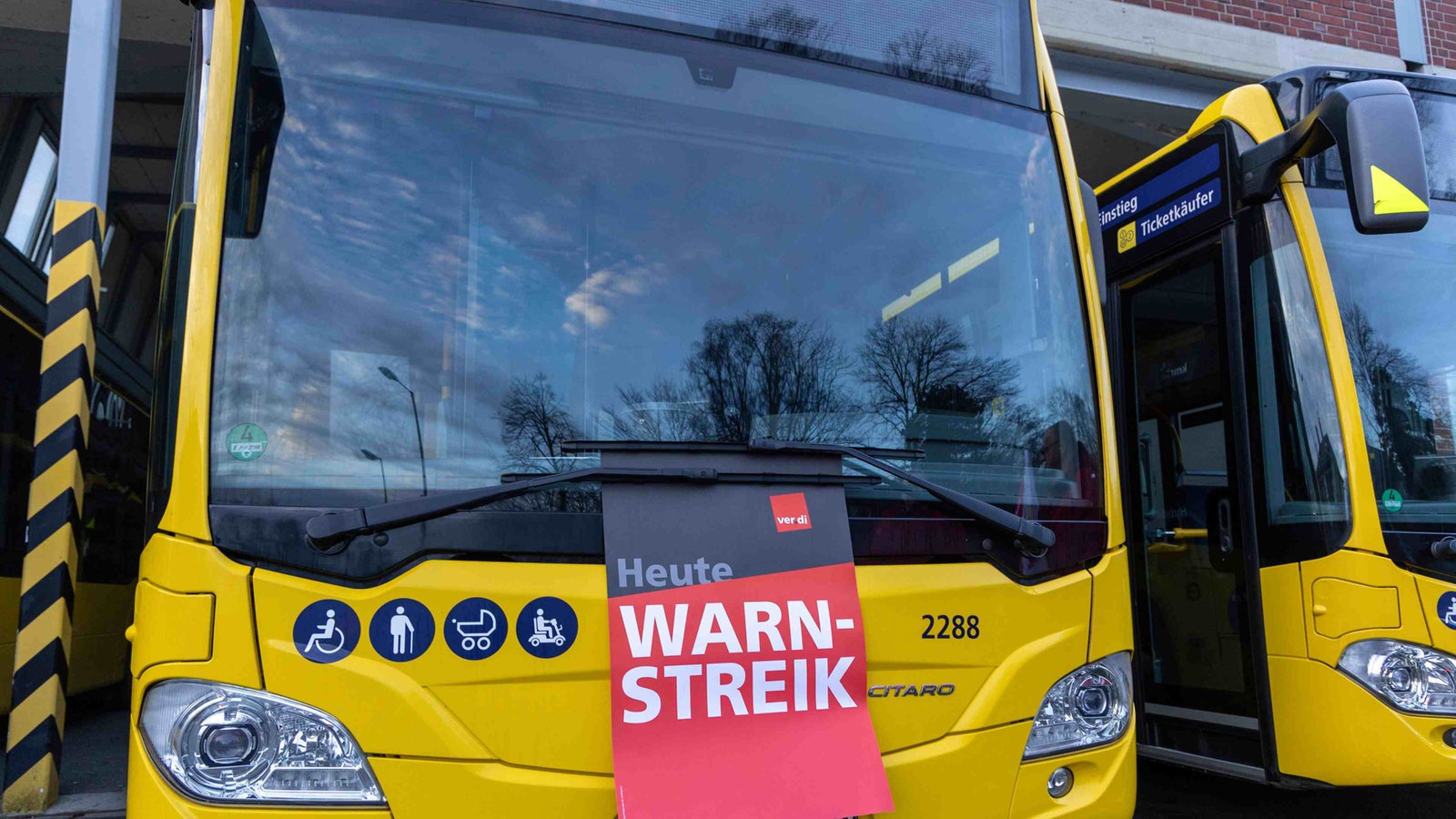 Warnstreik Im Nahverkehr: Wie Man Donnerstag Von A Nach B Kommt ...