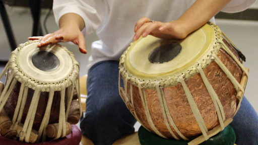 Musikunterricht für afghanische Schülerinnen und Schüler