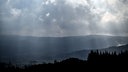 Wolken ziehen über die Landschaft