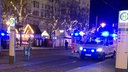 Einsatzkräfte vor dem Weihnachtsmarkt in Magdeburg