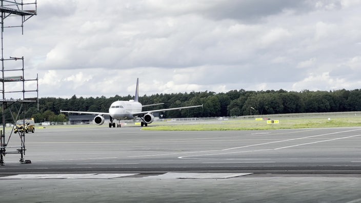 Airbus kommt auf dem Flugafen in Münster-Osnabrück an 