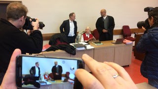 Archivfoto: Ursula Haverbeck im Gerichtssaal