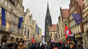 Zahlreiche Teilnehmerinnen bei dem Protest in Münster