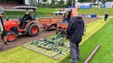 Im Iserlohner Hembergstadion wird der Rasen ausgetauscht