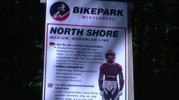 Warnschild des Bikepark in Winterberg