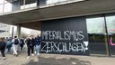 Aachener Gymnasium mit Graffiti-Aufschrift "Imperialismus zerschlagen" besprüht. 