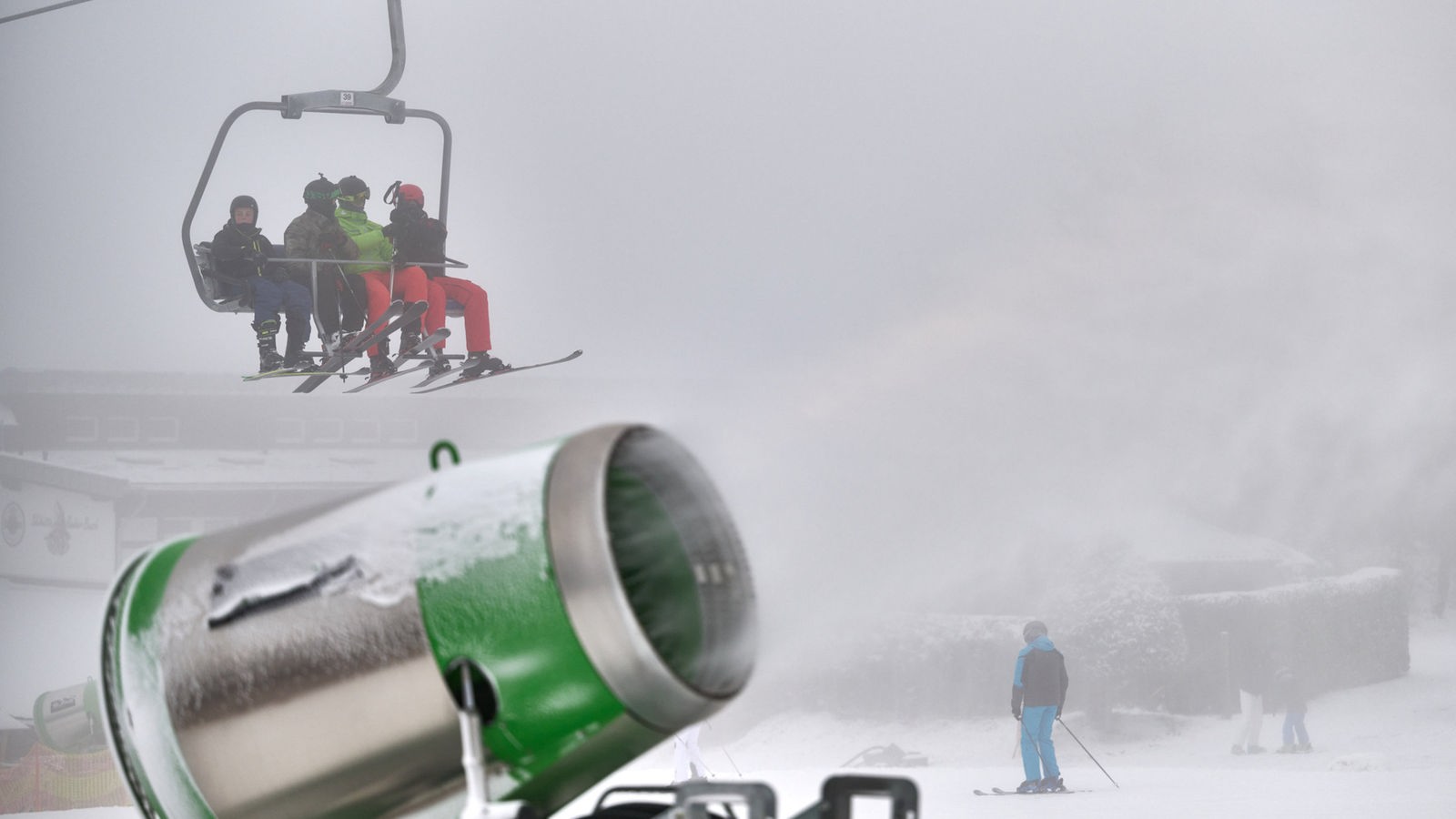 neuschnee-im-sauerland-erstes-wintersport-wochenende-in-winterberg