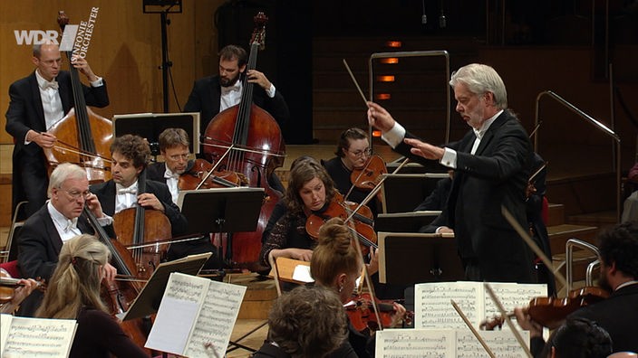Jukka-Pekka Saraste dirigiert das WDR Sinfonieorchester in der Kölner Philharmonie