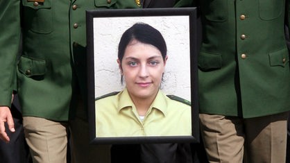 Polizisten erweisen am 30.04.2007 mit einem Trauerzug in Böblingen ihrer in Heilbronn ermordeten Kollegin Kiesewetter die letzte Ehre.