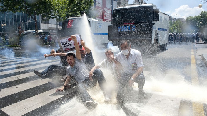 Gewaltätiges Vorgehen der Staatsmacht während der Gezi-Proteste