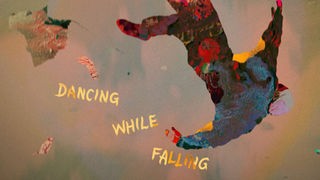 Cover des Albums "Dancing While Falling" von Quantic: Grafik eines fallenden Mannes mit Schriftzügen "Quantic" und "Dancing while falling" um ihn herum