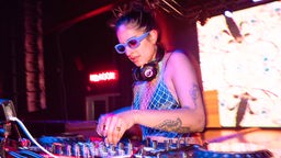 Die indisch-kolumbianische DJ und Produzentin Bianca Maieli 
