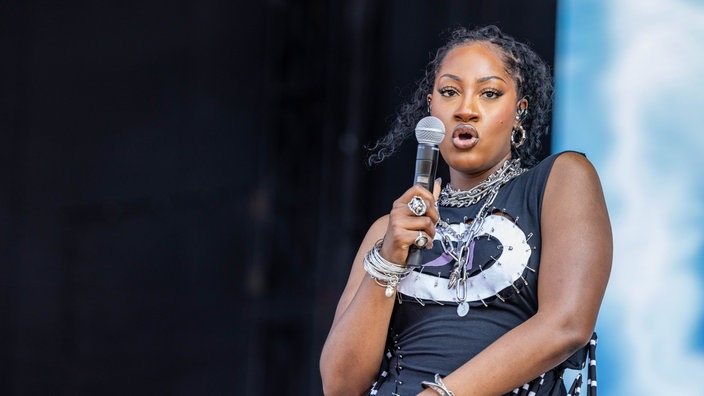 Milade Openyi alias Tems during the Lollapalooza Music Festival at Grant Park in Chicago, Illinois