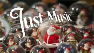 Schneekugeln mit "Just Music"-Schriftzug
