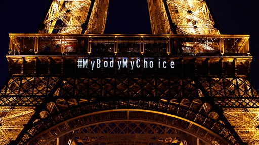 Eiffelturm mit Aufschrift #MyBodymychoice