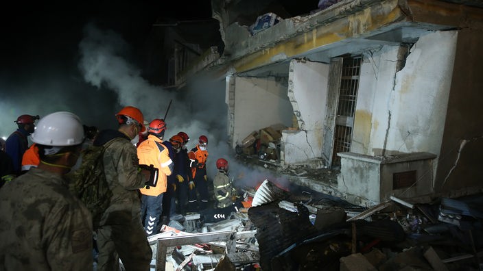 Rettungsarbeiten nach dem Erdbeben in der türkischen Provinz Hatay