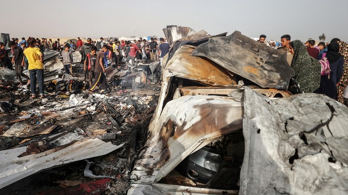 Zeltlager in Rafah nach dem Luftangriff Israels 