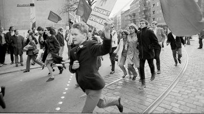 Studenten protestieren 1968 in Berlin-Neukoelln.