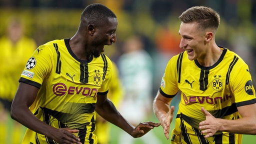 UEFA Champions League, Borussia Dortmund - Celtic Glasgow. Serhou Guirassy (links) und Nico Schlotterbeck