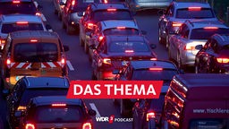 Köln: Autos stehen auf einer Zufahrtsstraße in die Kölner Innenstadt im Stau