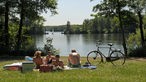 Picknick an der Sechs-Seen-Platte in Duisburg